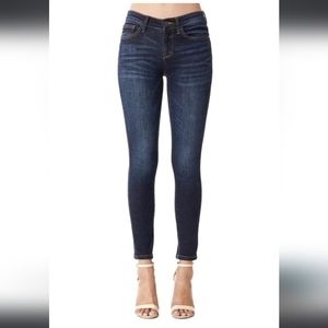 judy blue mid rise skinny jeans JB82110DK size 29
